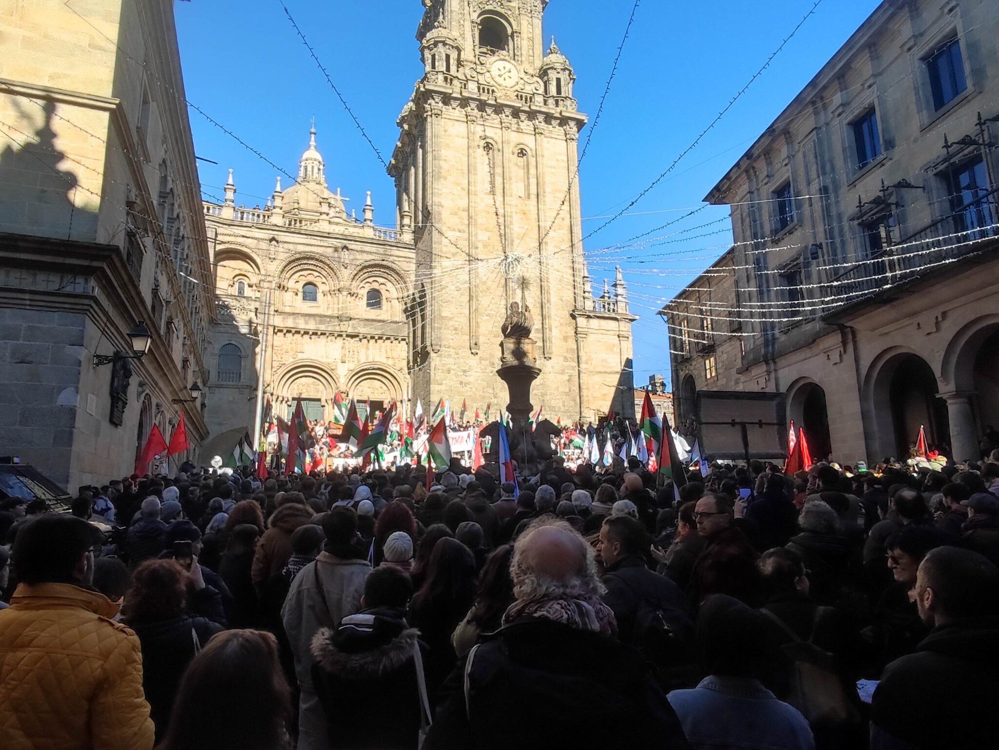 Galiza com Palestina | Milhares de galegos manifestam-se em Compostela contra o genocídio e o apartheid na Palestina